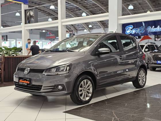 VOLKSWAGEN FOX 1.6 MSI TOTAL FLEX CONNECT 4P MANUAL VOLKSWAGEN FOX 1.6 MSI TOTAL FLEX CONNECT 4P MANUAL